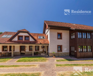 Rodinná usadlosť pri Váhu – domov, ktorý má dušu… aj potenciál!