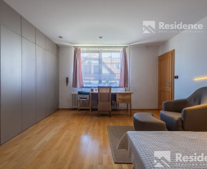 Rodinná usadlosť pri Váhu – domov, ktorý má dušu… aj potenciál!