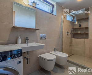 Rodinná usadlosť pri Váhu – domov, ktorý má dušu… aj potenciál!