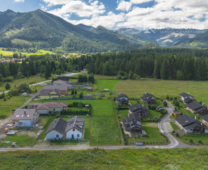 Na predaj – 5-izbový rodinný dom v obci Svätý Kríž