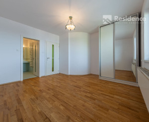 Na prenájom 3-izbový mezonet v centre Liptovského Mikuláša