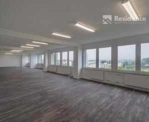 Obchodné priestory a kancelárie na prenájom – Martin, Sever