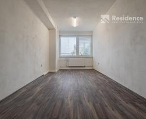 Obchodné priestory a kancelárie na prenájom – Martin, Sever