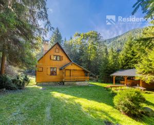 Na predaj čarovná chata uprostred lesa – Liptovský Ján