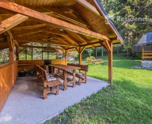 Na predaj čarovná chata uprostred lesa – Liptovský Ján