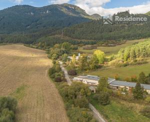 Na predaj rozsiahly objekt na podnikanie v Liskovej