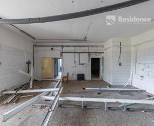 Na predaj rozsiahly objekt na podnikanie v Liskovej