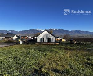 Posledný voľný pozemok v novej časti Závažnej Poruby – Pod Poludnicou