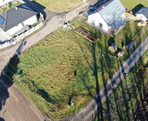 Posledný voľný pozemok v novej časti Závažnej Poruby – Pod Poludnicou