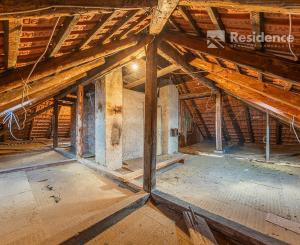 Priestranný byt s podkrovím – Liptovský Mikuláš