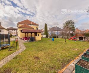 Priestranný byt s podkrovím – Liptovský Mikuláš