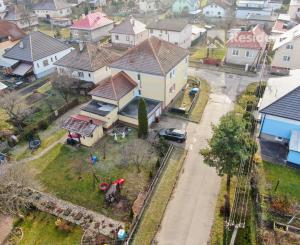 Priestranný byt s podkrovím – Liptovský Mikuláš