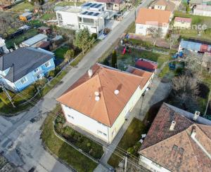 Priestranný byt s podkrovím – Liptovský Mikuláš