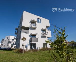 Moderný byt s terasou na prenájom - Victory Port Palúdzka