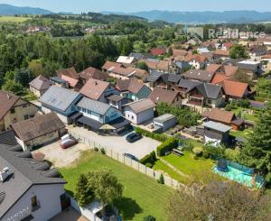 REZERVOVANÉ -Priestranný apartmán s terasou pri aquaparku – Banff Bešeňová