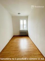 Komerčné priestory v pešej zóne – Mostová, Ružomberok