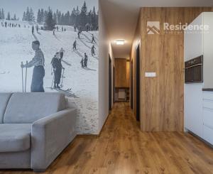 Luxusný horský dvojspálňový apartmán s parkovacím státím v lyžiarskom stredisku Jasná