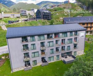 Luxusný horský dvojspálňový apartmán s parkovacím státím v lyžiarskom stredisku Jasná