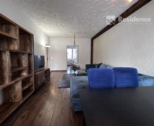 4-izbový byt na prenájom, komplet zariadený, LM