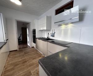 4-izbový byt na prenájom, komplet zariadený, LM