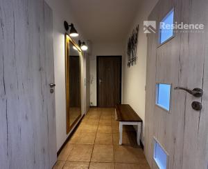 4-izbový byt na prenájom, komplet zariadený, LM