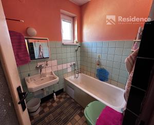 Rodinný dom s potenciálom penziónu v centre Liptovského Jána