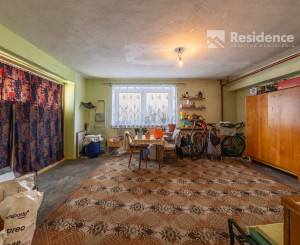 Znížená cena! Dom + veľký pozemok, výborná poloha /Liptov/