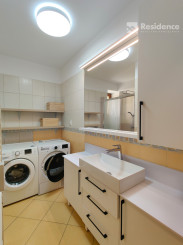 Veľkorysý 4 izbový byt na bývanie aj podnikanie