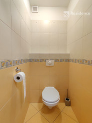 Veľkorysý 4 izbový byt na bývanie aj podnikanie