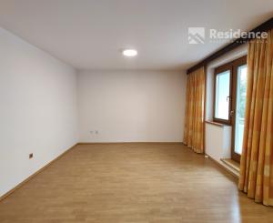 2-izbový byt na prenájom, Liptovský Mikuláš (Nábrežie)