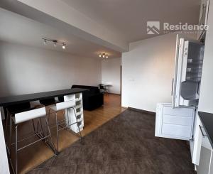 2i byt Liptovský Mikuláš centrum | 2 balkóny | zariadený