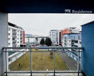 2i byt Liptovský Mikuláš centrum | 2 balkóny | zariadený