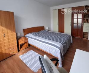 Na prenájom 2-izbový byt