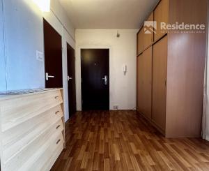 Na Predaj priestranný 4-izbový byt s výmerou 79,8 m² centrum