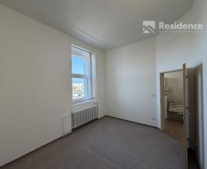 Na prenájom 2- izbový byt v Liptovskom Mikuláši