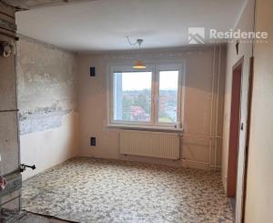 Priestranný 3-izbový byt v Liptovskom Hrádku na predaj