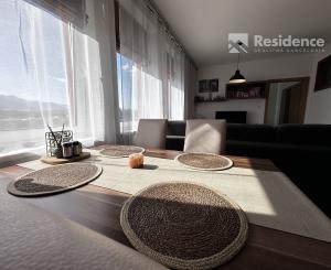 Prenájom Útulný 2-izbový byt s balkónom a parkovacím miestom