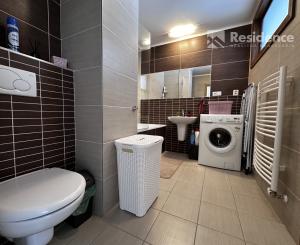 Prenájom Útulný 2-izbový byt s balkónom a parkovacím miestom