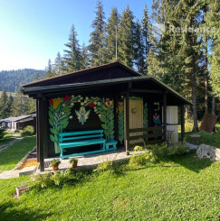 Chatka pri zjazdovke v Jasnej + 2 parkovacie miesta