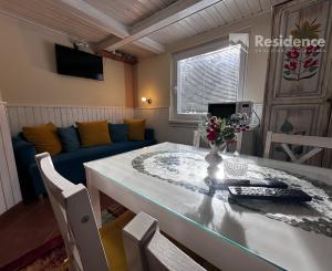 Chatka pri zjazdovke v Jasnej + 2 parkovacie miesta