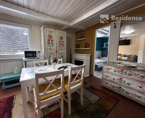 Chatka pri zjazdovke v Jasnej + 2 parkovacie miesta