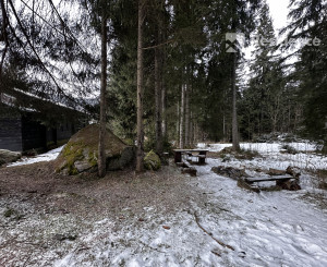 Chatka pri zjazdovke v Jasnej + 2 parkovacie miesta