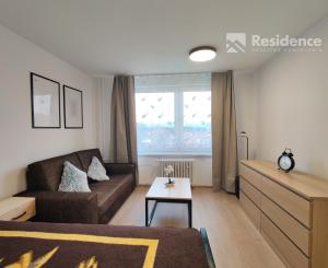 Moderný 1-izbový byt na prenájom,  Nábrežie 4. apríla