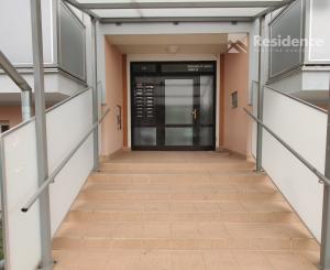 Moderný 1-izbový byt na prenájom,  Nábrežie 4. apríla