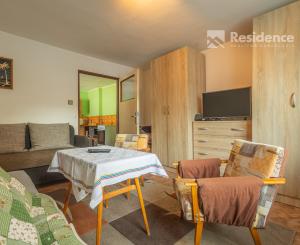 Rodinný Dom + veľký pozemok, výborná poloha /Liptovský Ján/