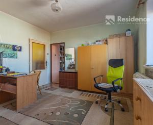 Rodinný Dom + veľký pozemok, výborná poloha /Liptovský Ján/