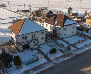 Rodinný Dom + veľký pozemok, výborná poloha /Liptovský Ján/