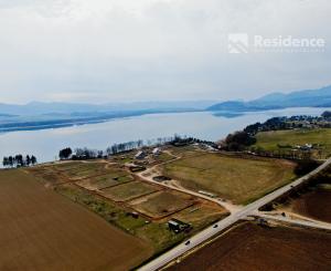 Slnečný stavebný pozemok s výhľadom na Tatry – Liptov
