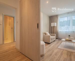 1 - izbový byt po rekonštrukcii na prenájom - Podbreziny