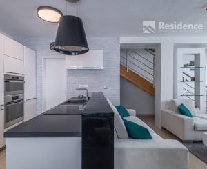 Mezonet 113 m², 3 balkóny, top stav – Liptovský Mikuláš